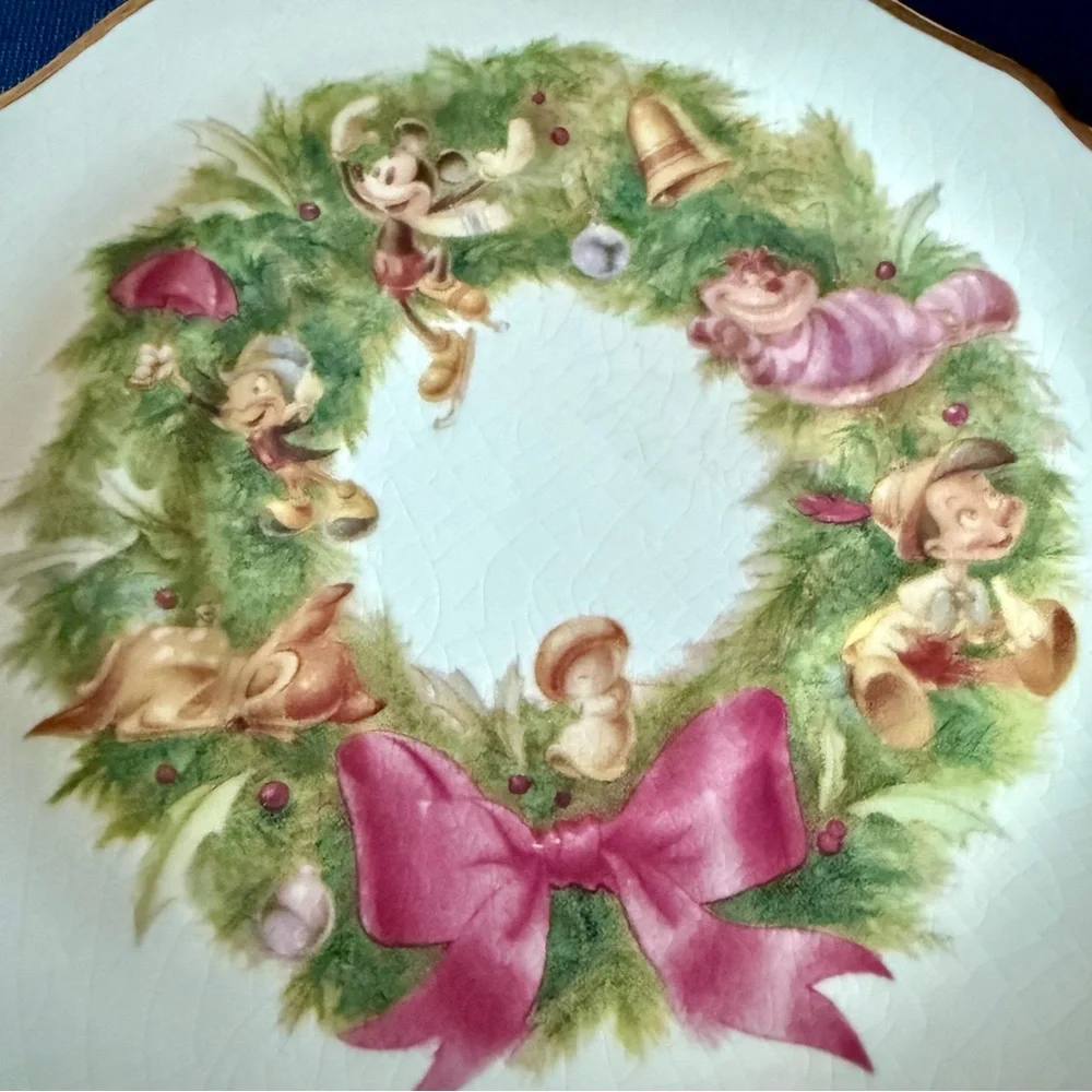 Disney Holiday Wreath Plate with Pink Bow and Gold Trim